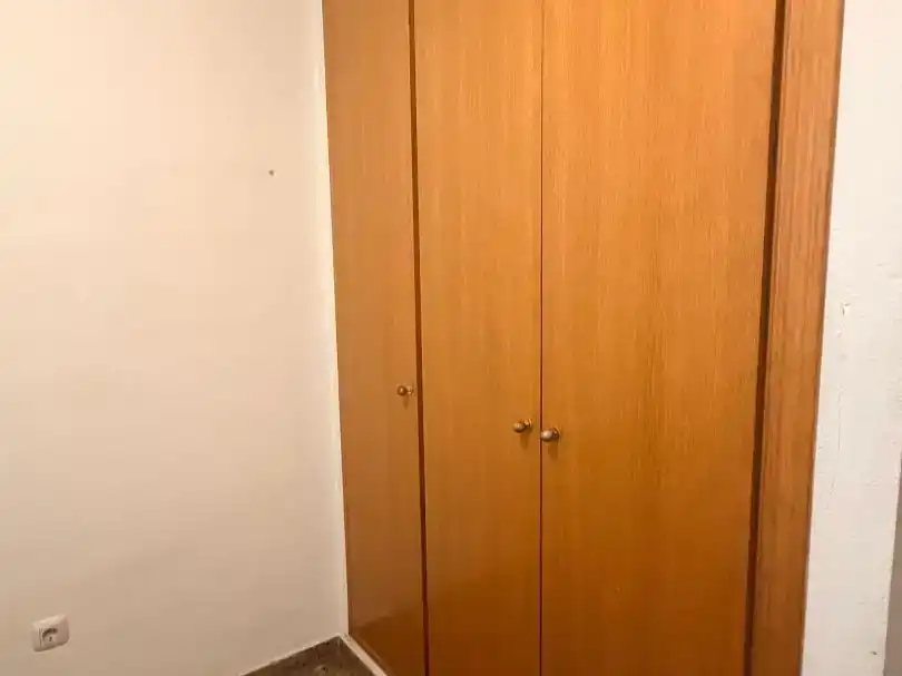 Dormitori de Pis en venda en Silla amb Aire condicionat, Terrassa i Balcó