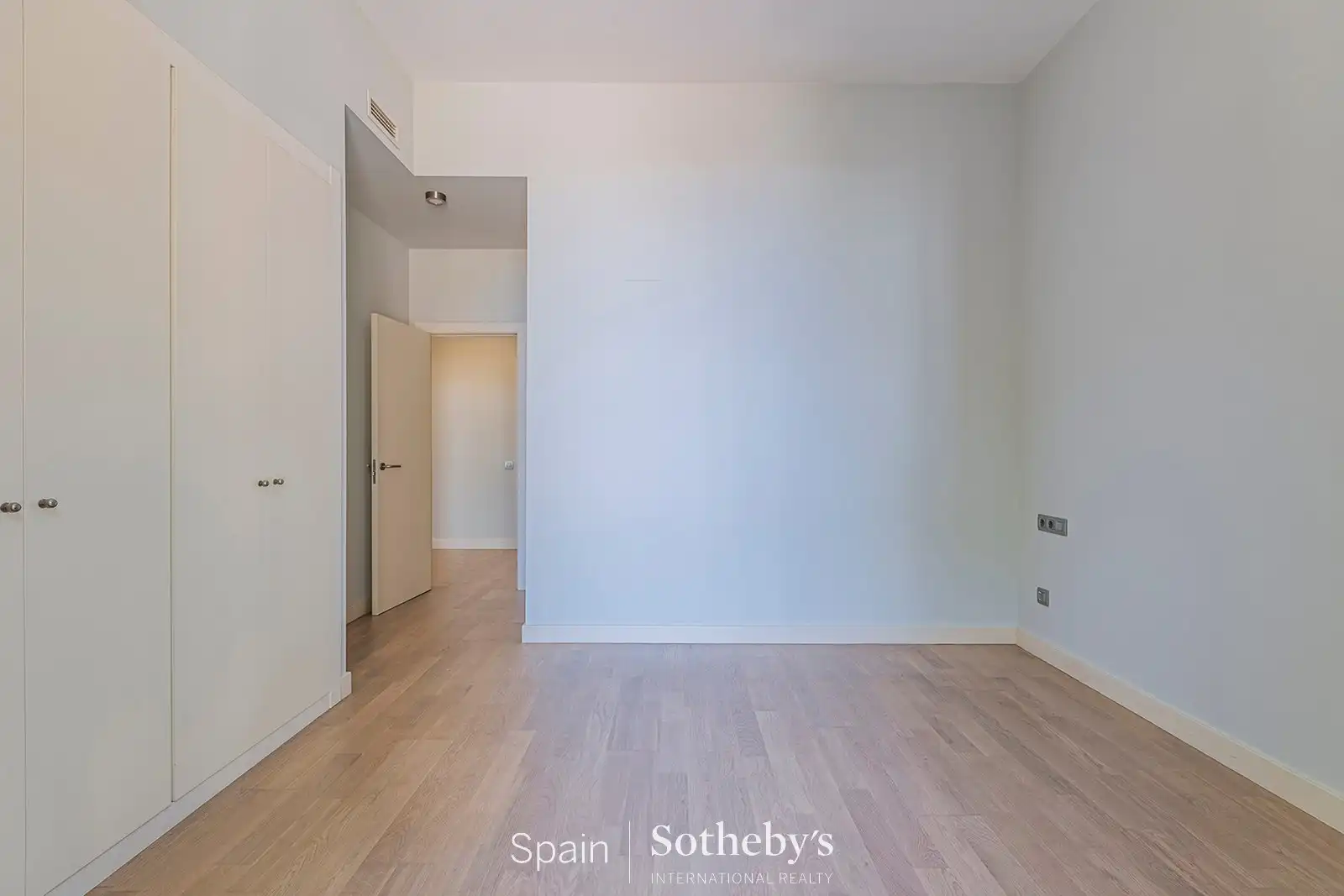 Apartamento en venta en Barcelona con Aire acondicionado, Calefacción y Terraza