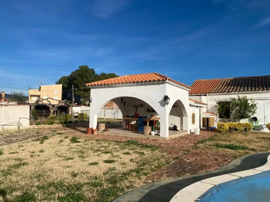 Vista exterior de Finca rústica en venda en Sant Mateu amb Calefacció, Traster i Piscina