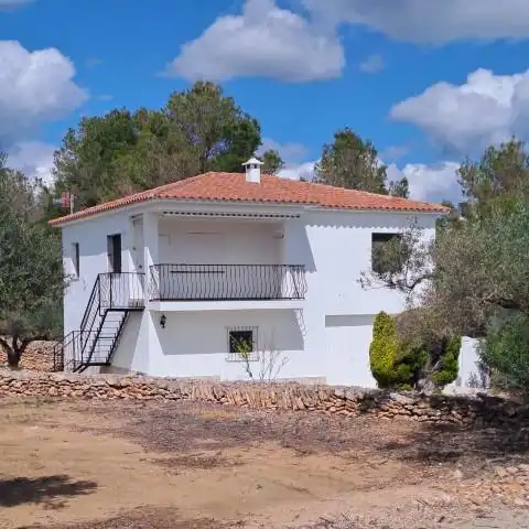 Vista exterior de Casa o chalet en venta en L'Ampolla con Jardín privado