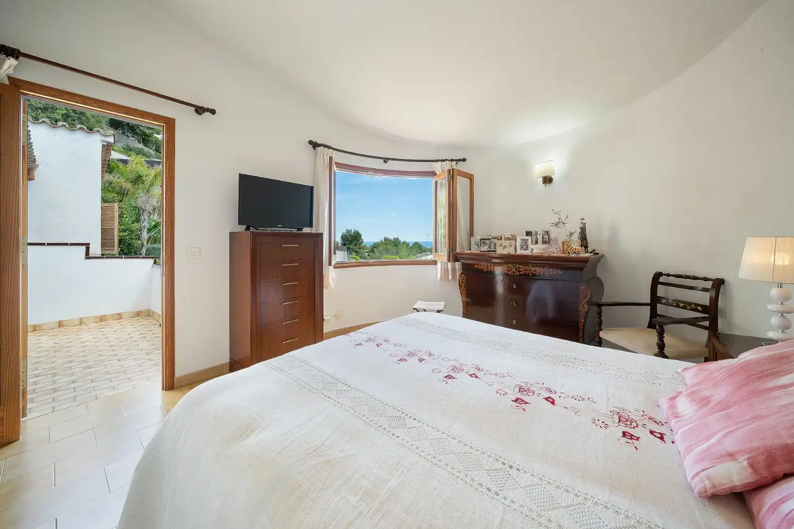 Habitación de Casa o chalet en venta en Calvià con Aire acondicionado, Calefacción y Jardín privado