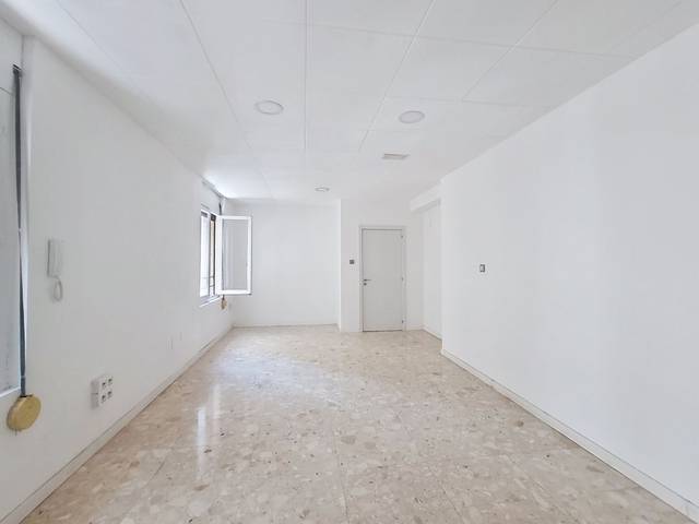 Oficina en Alquiler en Plaça de l'Ajuntament en Casco Antiguo - Sta. Cruz - Ayuntamiento