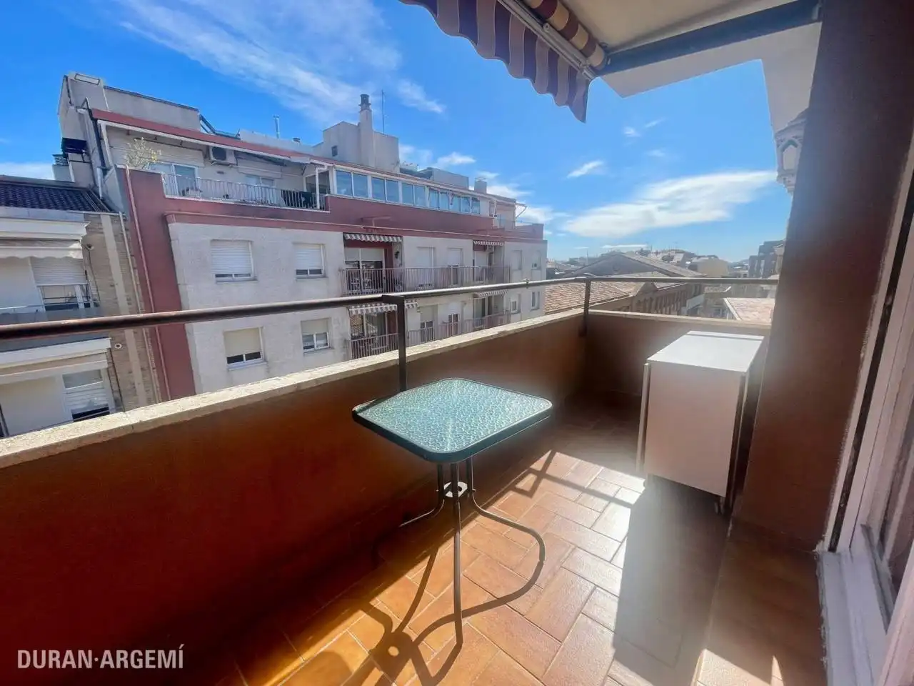 Terraza de Piso en venta en Terrassa con Calefacción y Balcón