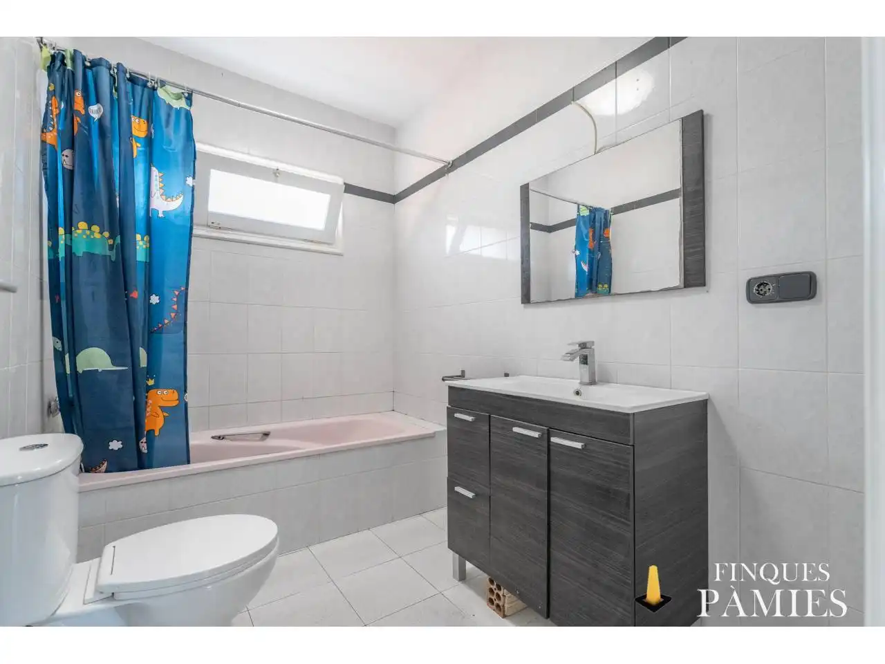 Bany de Casa o xalet en venda en Alforja amb Aire condicionat, Jardí privat i Terrassa