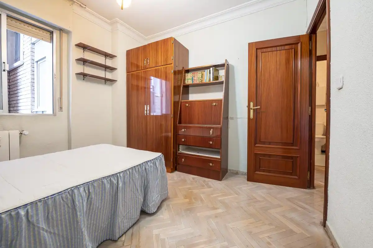 Habitación de Piso en venta en Madrid con Calefacción, Jardín privado y Terraza