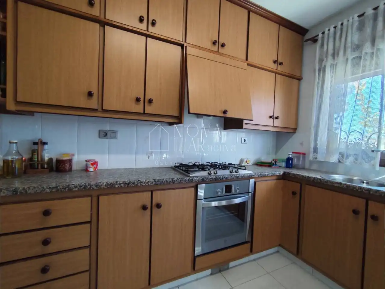Cuina de Casa o xalet en venda en L'Ametlla del Vallès amb Calefacció, Jardí privat i Terrassa