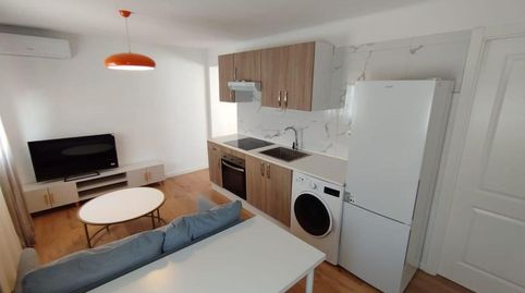 Foto 2 de Piso en venta en Calle Manzana, Cruz Roja, Sevilla Capital