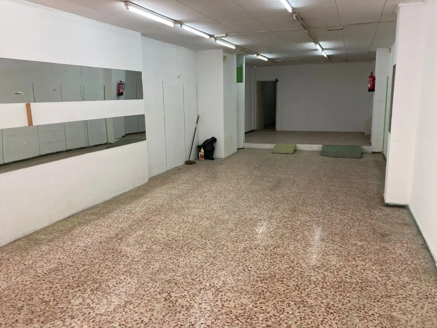 Local commercial à louer à Centre - Eixample – Can Llobet, imagen 3