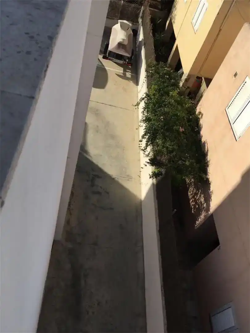 Vista exterior de Àtic en venda en Sant Antoni de Portmany amb Aire condicionat i Balcó