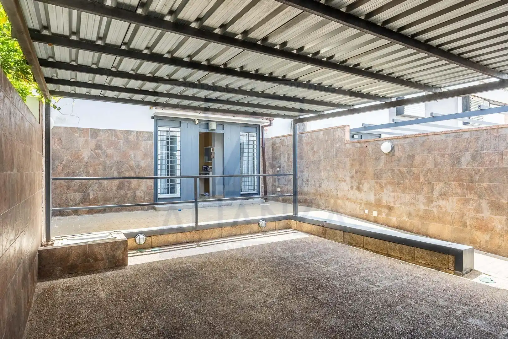 Terrassa de Casa adosada en venda en Almensilla amb Aire condicionat i Traster