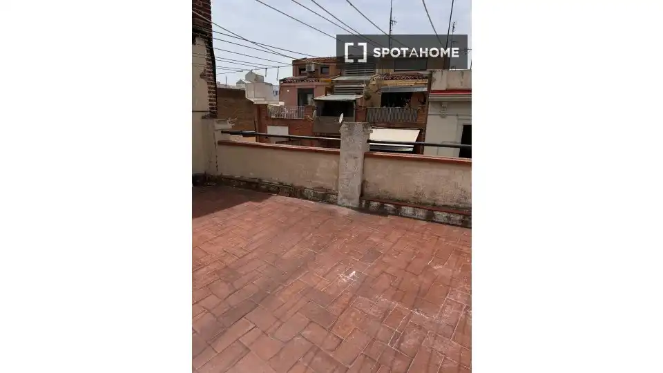 Habitació a El Poble Sec - Parc de Montjuïc
