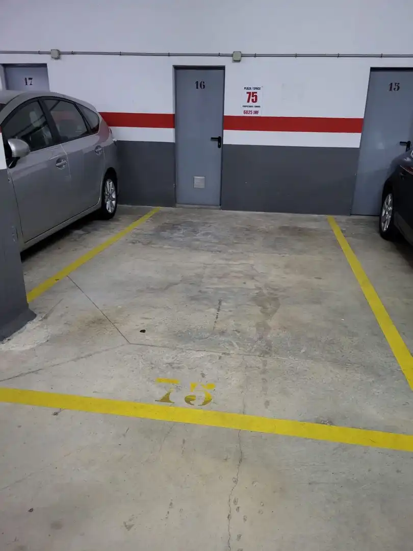 Parking de Piso en venta en Lloret de Mar con Aire acondicionado, Jardín privado y Terraza