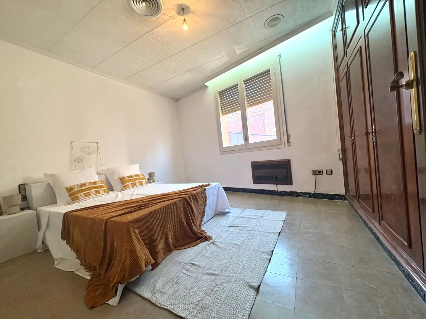 Dormitori de Pis en venda en Terrassa amb Aire condicionat, Calefacció i Balcó