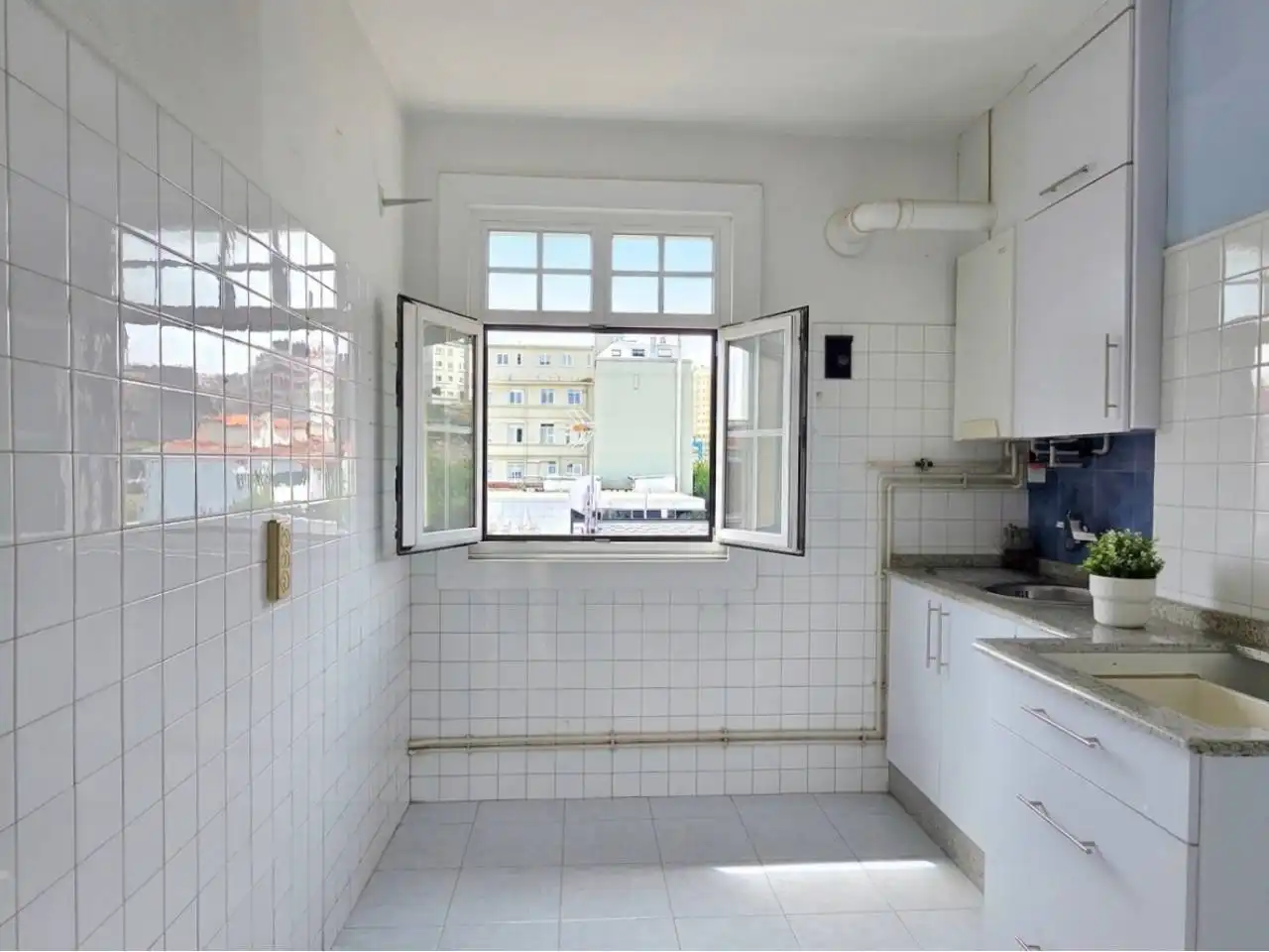 Cocina de Ático en venta en A Coruña Capital  con Calefacción, Terraza y Balcón
