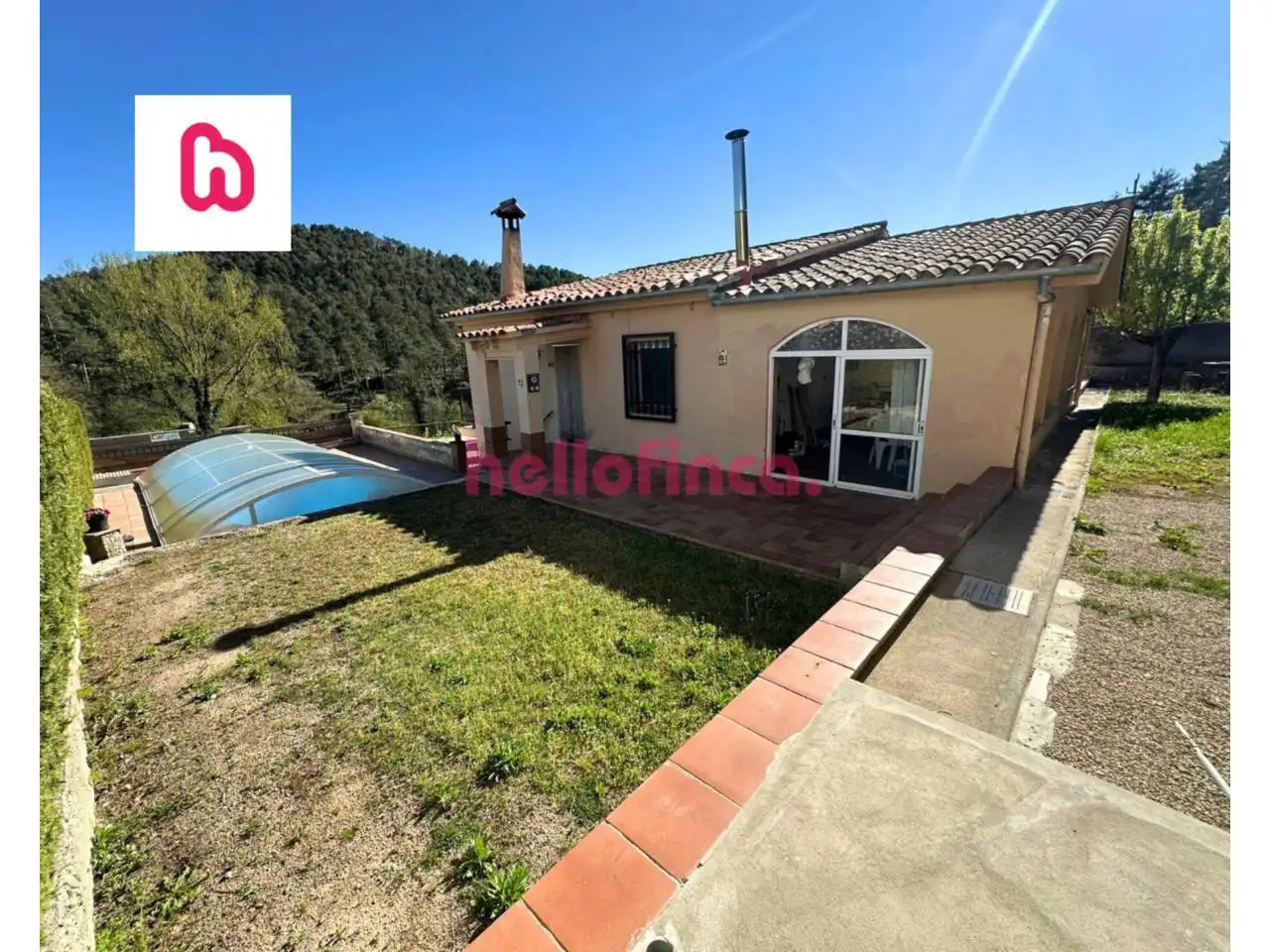 Exterior view of Houses for sale in Sant Agustí de Lluçanès  with Heating, Private garden and Terrace