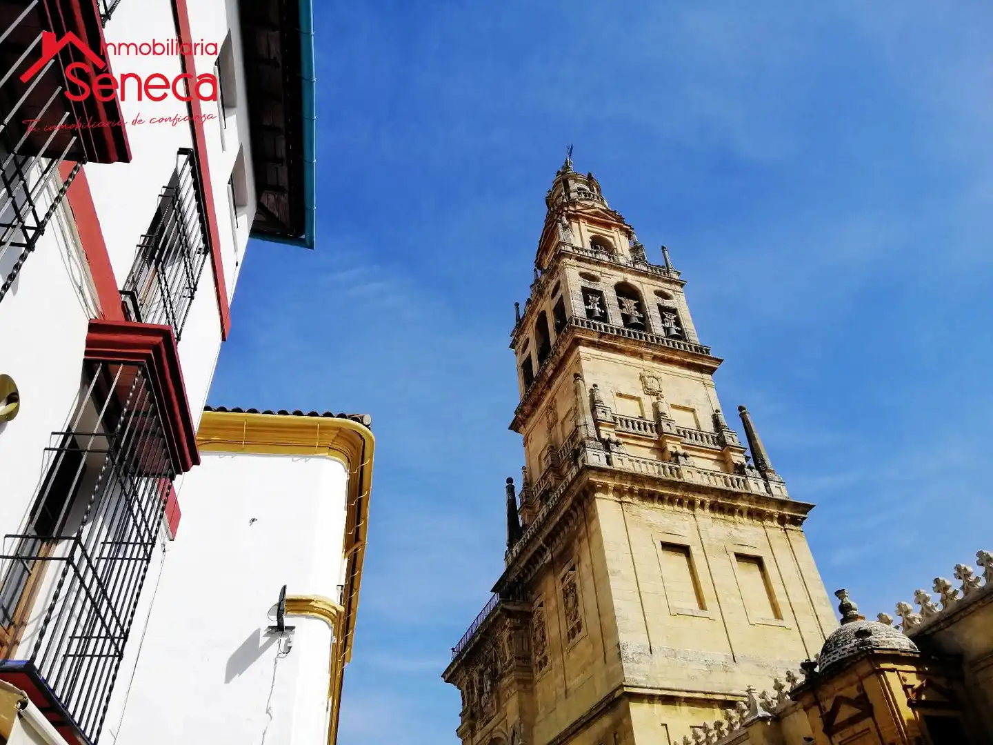 Außenansicht von Wohnung zur Miete in Córdoba mit Klimaanlage und Möbliert