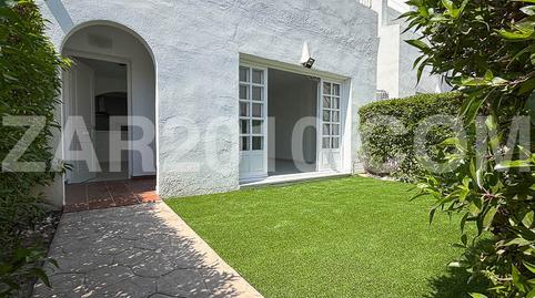 Foto 3 de Casa adosada en venda a Calle Magallanes, Las Marinas - Pueblo Laguna, Almería