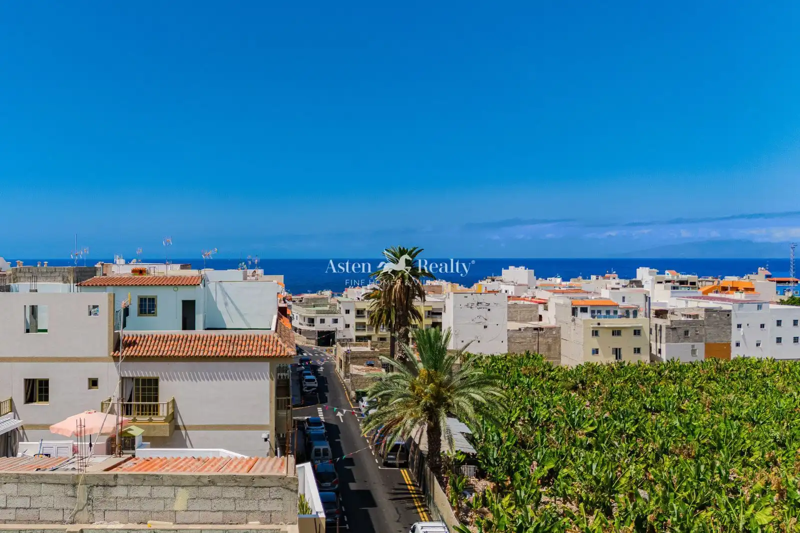 Vista exterior de Terreno en venta en Guía de Isora