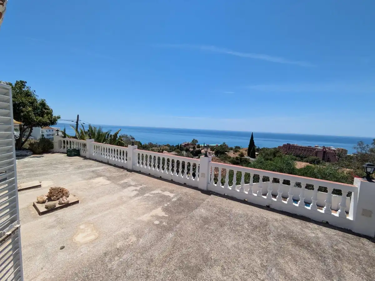 Villa con piscina in vendita a Arroyo de la Miel, imagen 4
