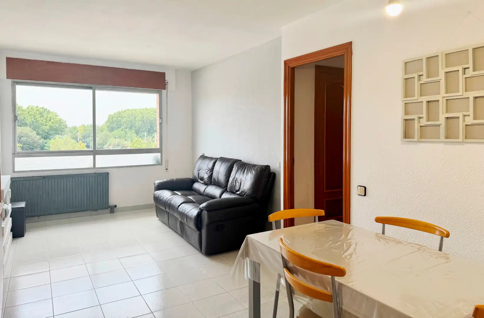 Sala d'estar de Pis en venda en Girona amb Calefacció i Moblat