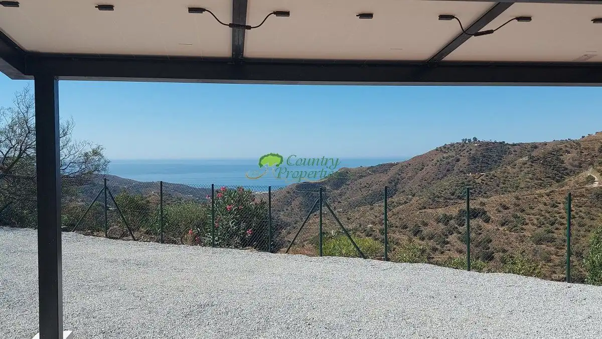 Terrasse von Geschaftsraum zum Verkauf in Cómpeta mit Klimaanlage