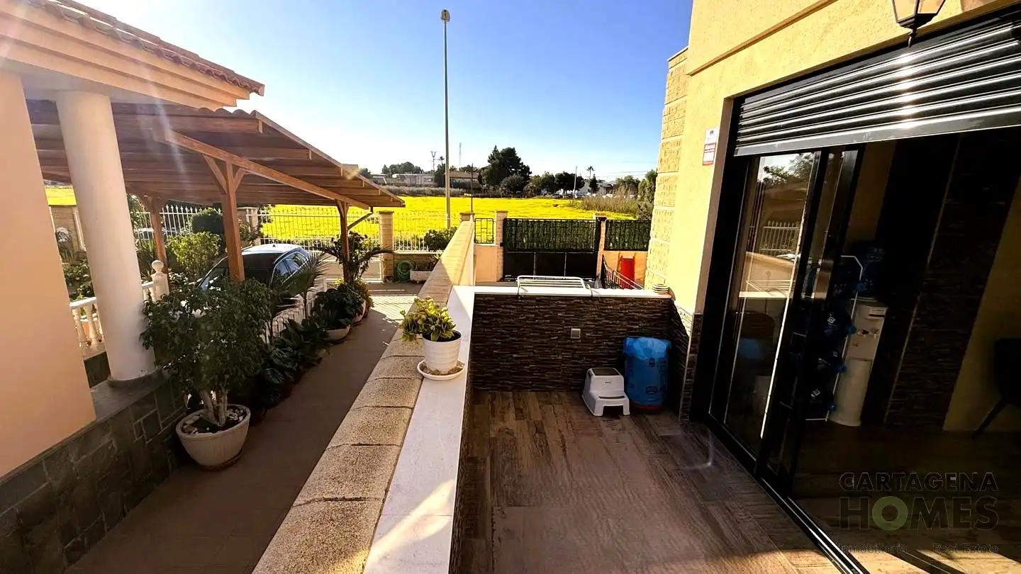 Terraza de Casa adosada en venta en Cartagena con Aire acondicionado, Jardín privado y Parquet