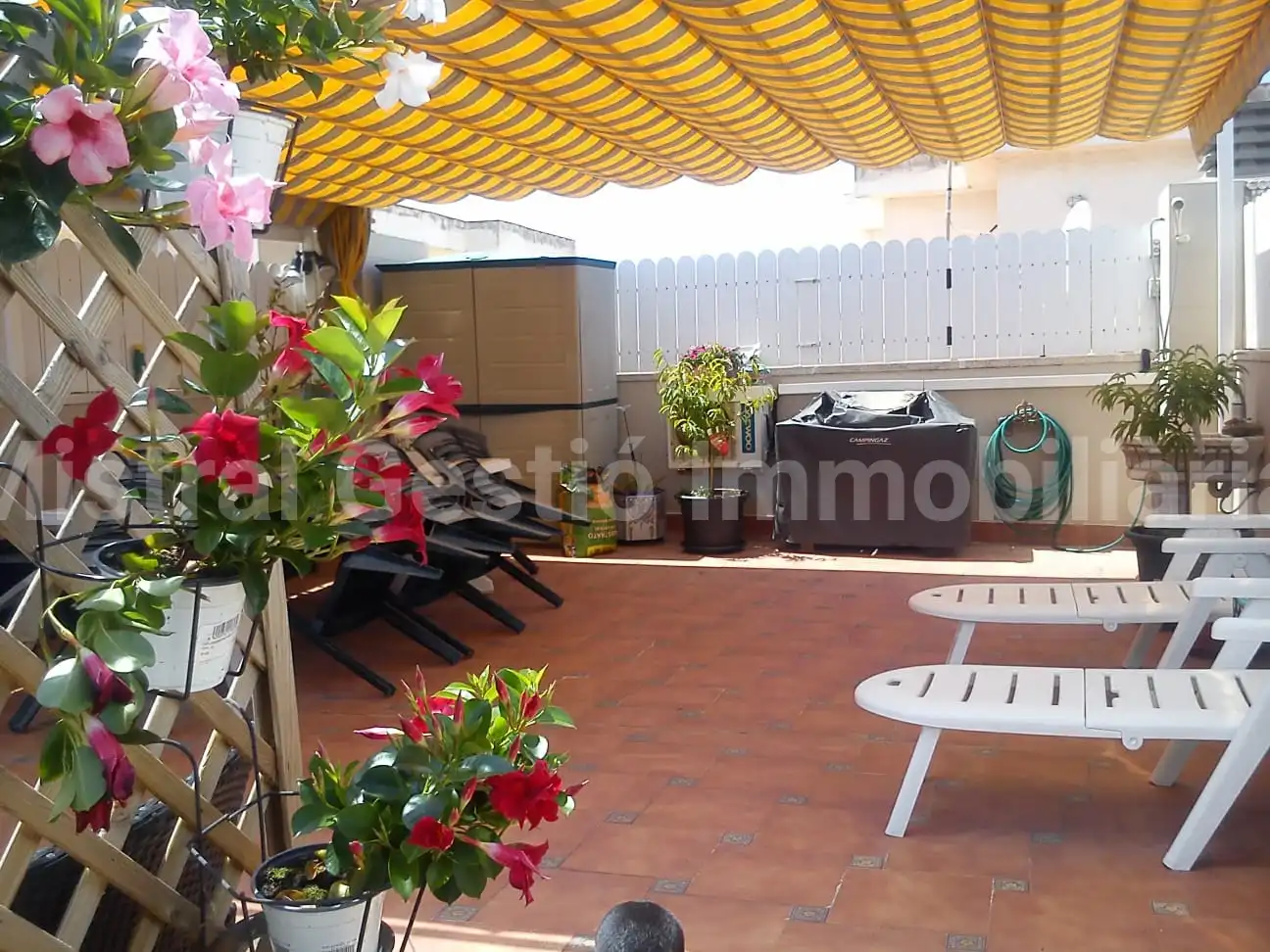Terrasse von Dachboden zum Verkauf in Calafell mit Klimaanlage, Terrasse und Abstellraum