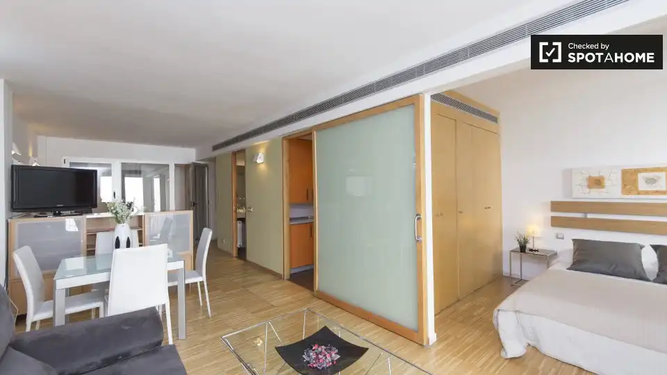 Flat with terrace to rent in Centro, imagen 2