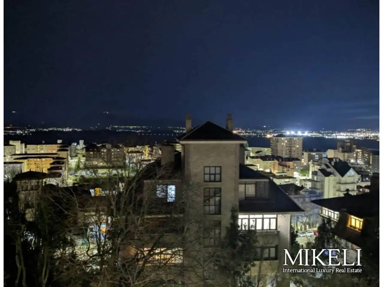 Vista exterior de Apartament de lloguer en Santander amb Calefacció, Parquet i Terrassa