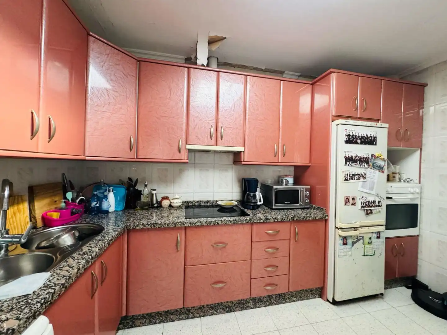 Cuina de Casa o xalet en venda en Mérida amb Terrassa i Traster