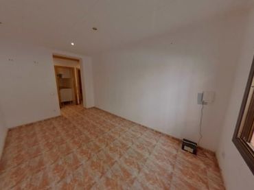 Piso en venta en calle Garrofers