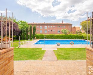 Swimming pool of Flat for sale in Sant Cugat del Vallès  with Air Conditioner, Heating and Terrace