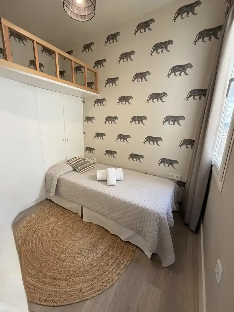 Habitación de Piso en venta en Granada con Aire acondicionado, Parquet y Piscina