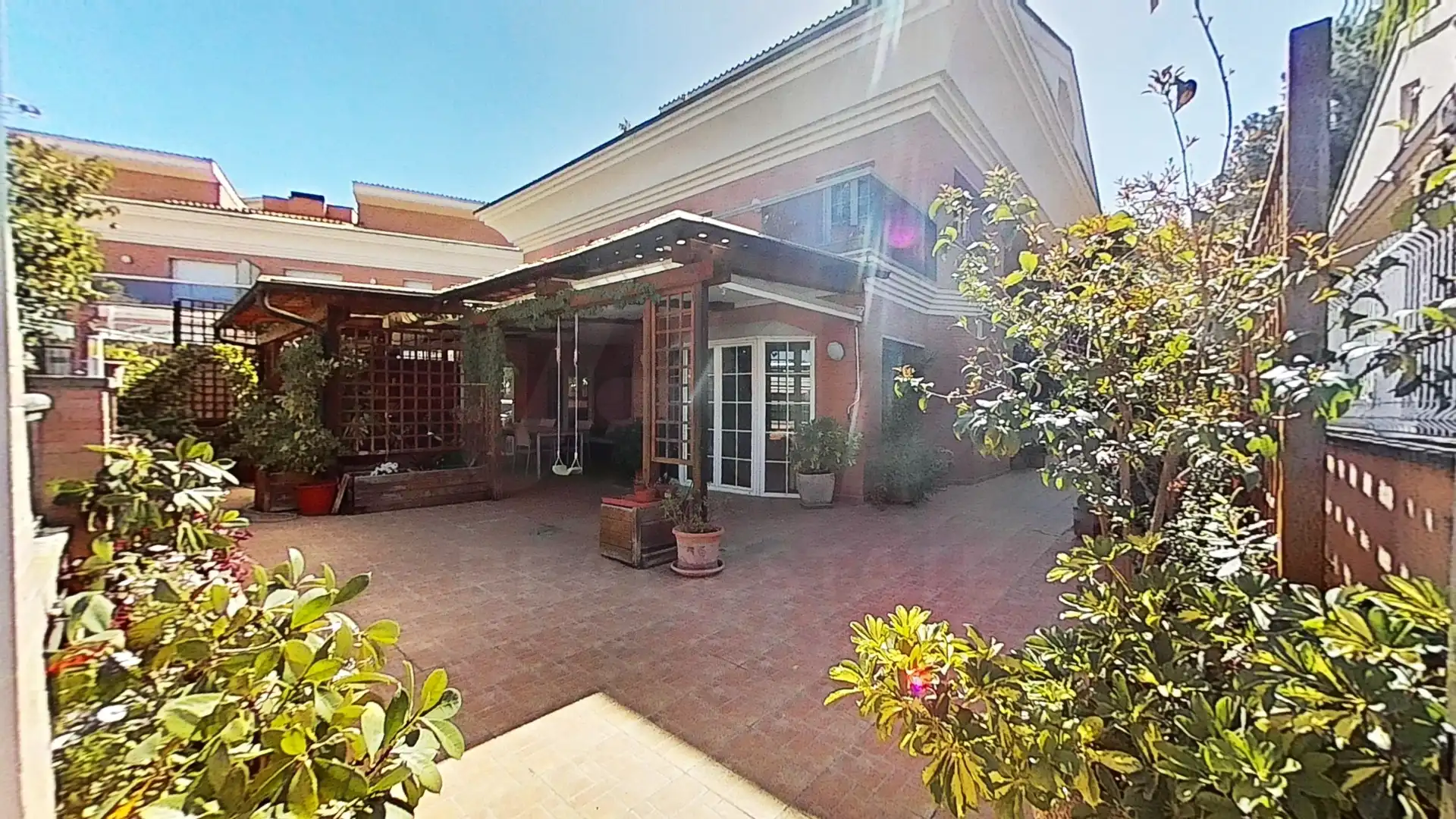 Detached house with pool for sale in carrer de Salvador Dalí 15, imagen 2