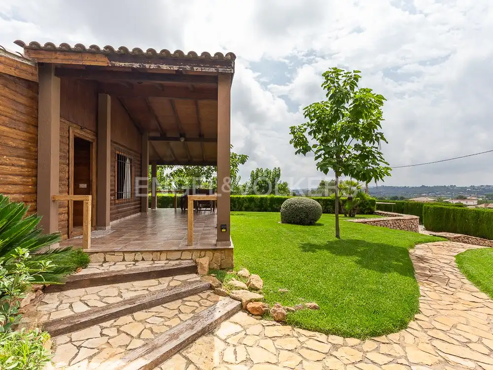 Jardín de Casa o chalet de alquiler en Torrent con Aire acondicionado, Calefacción y Jardín privado