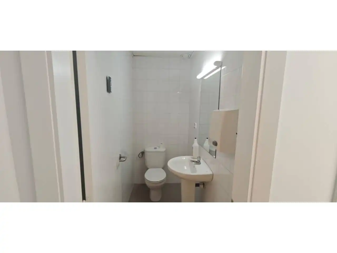 Business premises for sale in Avenida Pau, imagen 25