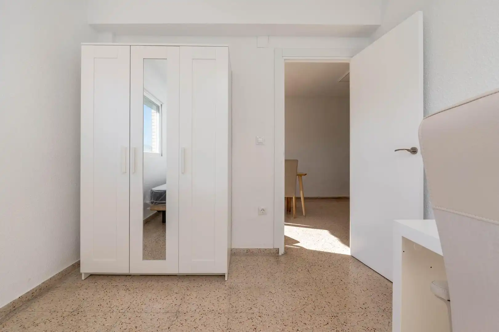 Habitación de Piso para compartir en Granada con Terraza, Amueblado y Balcón