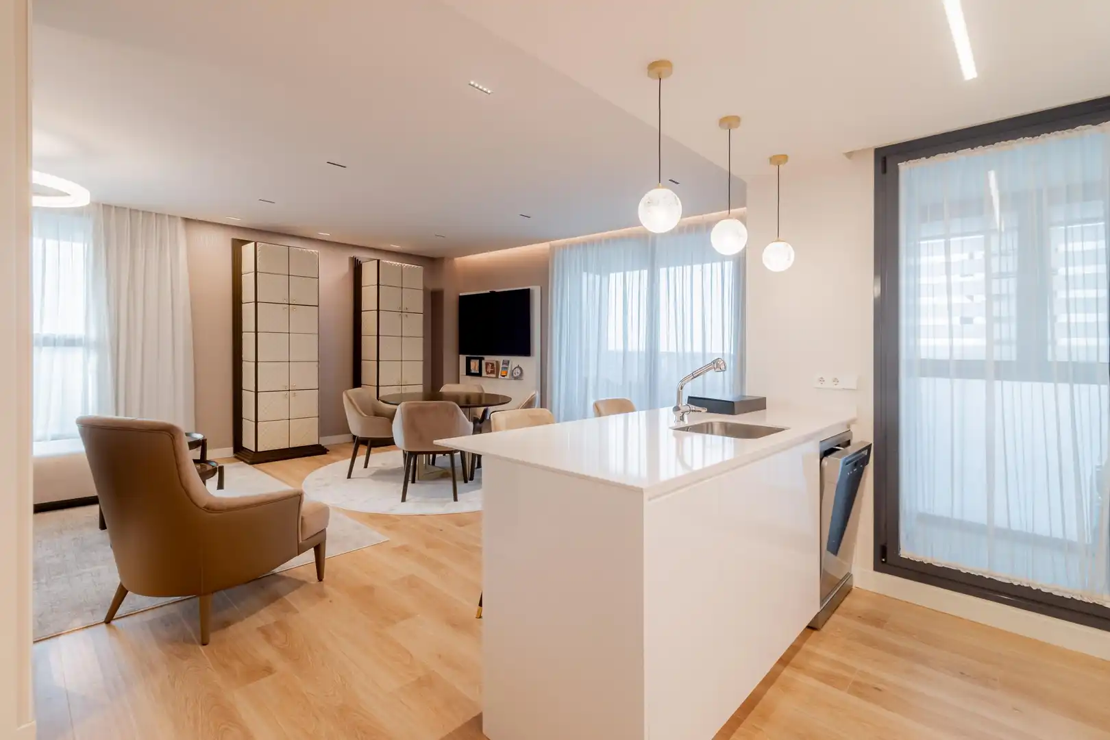 Sala de estar de Apartamento en venta en Madrid con Calefacción, Jardín privado y Piscina comunitaria