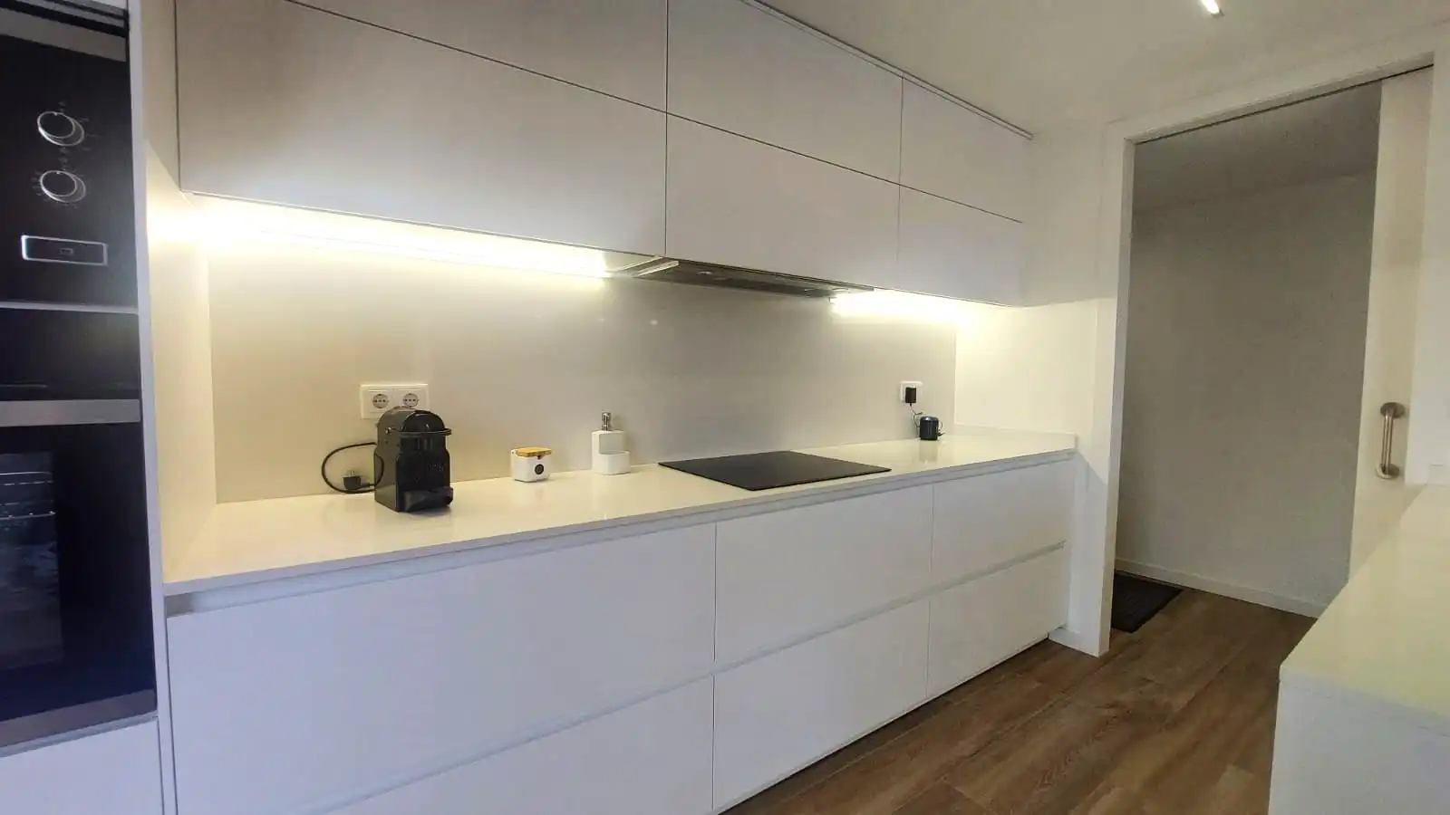 Cuina de Pis en venda en Vic amb Aire condicionat, Calefacció i Terrassa