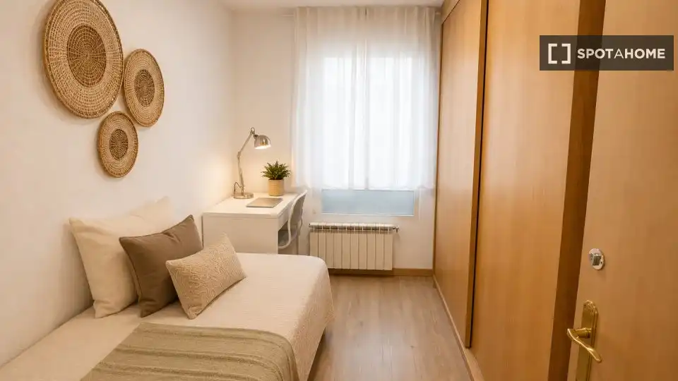 Habitación de Piso para compartir en Leganés con Aire acondicionado, Calefacción y Terraza