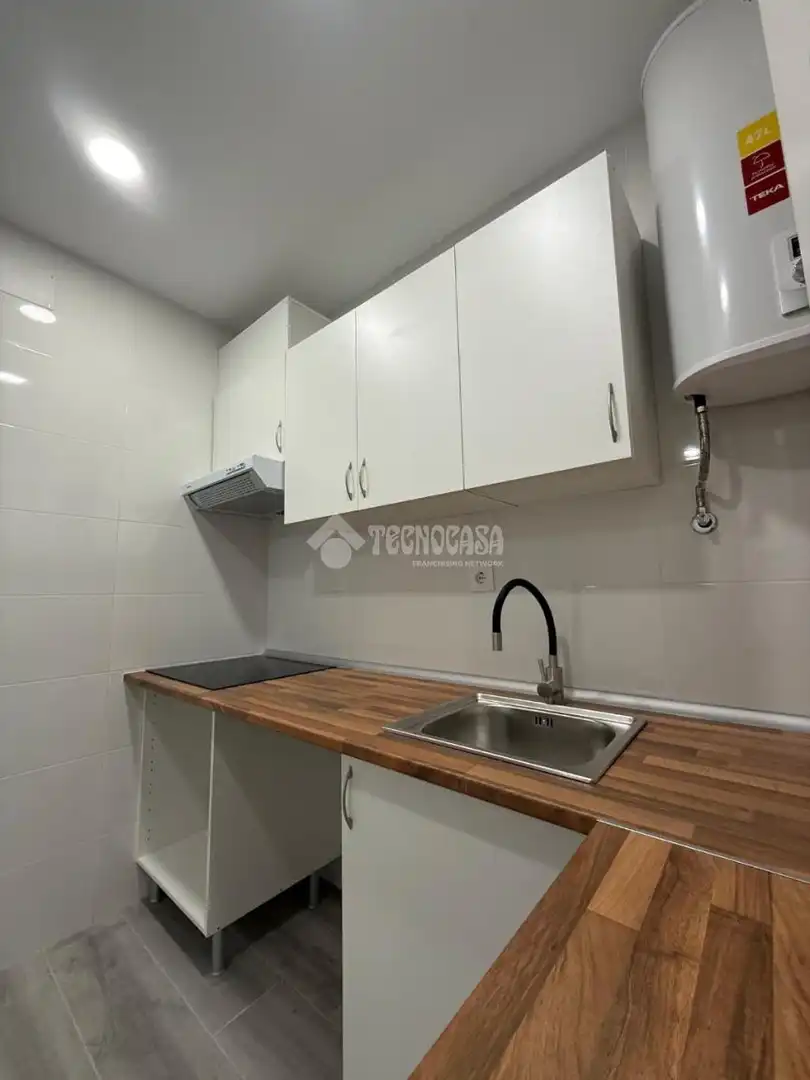 Monolocale con ascensore in vendita a Carabanchel, imagen 4