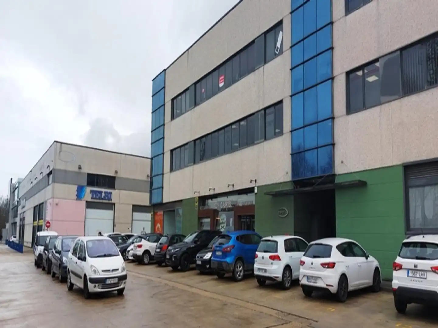 Außenansicht von Büro zum Verkauf in Vitoria - Gasteiz