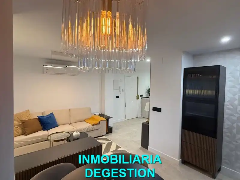 Sala de estar de Piso de alquiler en Linares con Aire acondicionado, Calefacción y Amueblado
