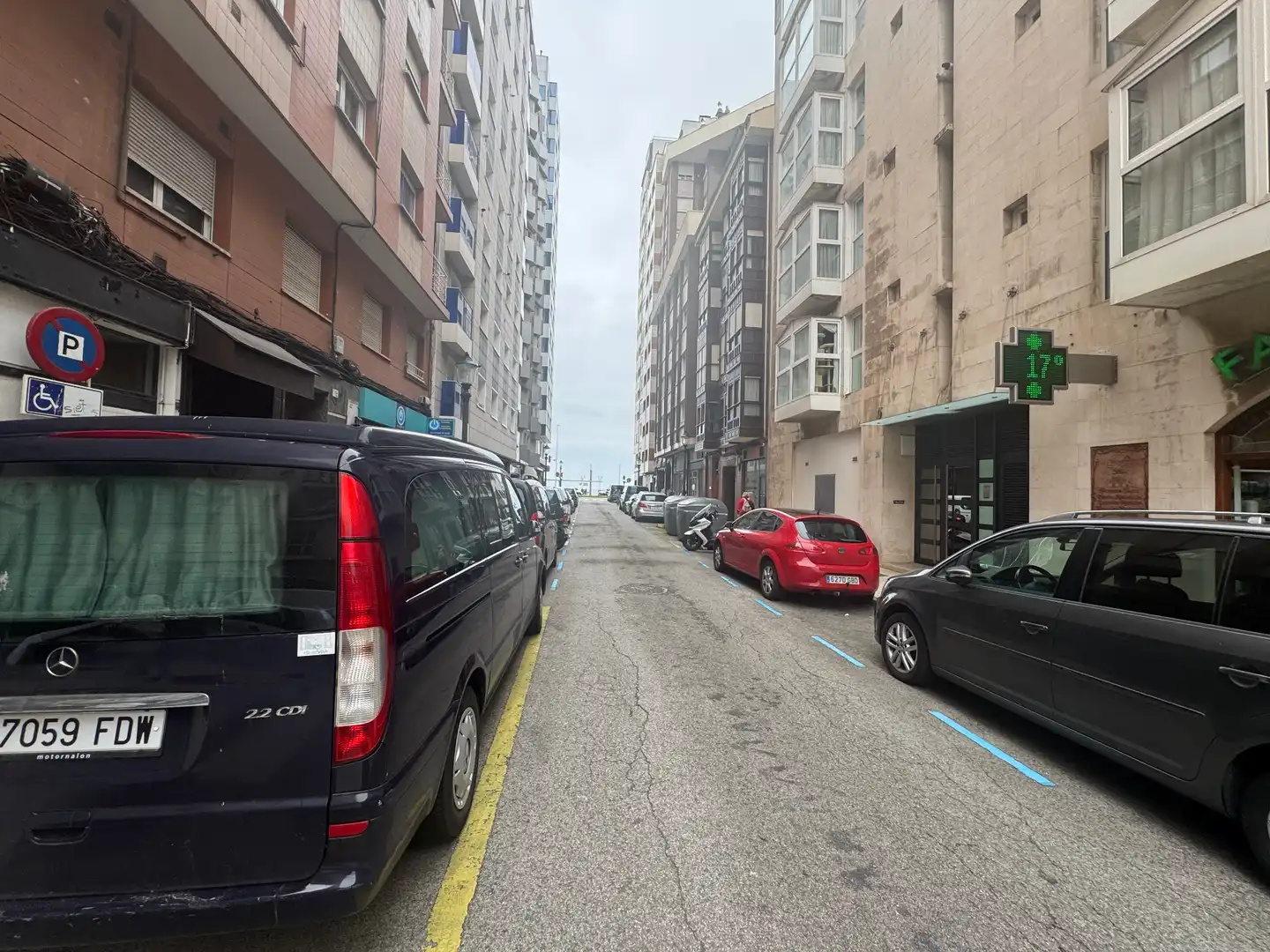 Vista exterior de Piso en venta en Gijón  con Calefacción, Terraza y Internet