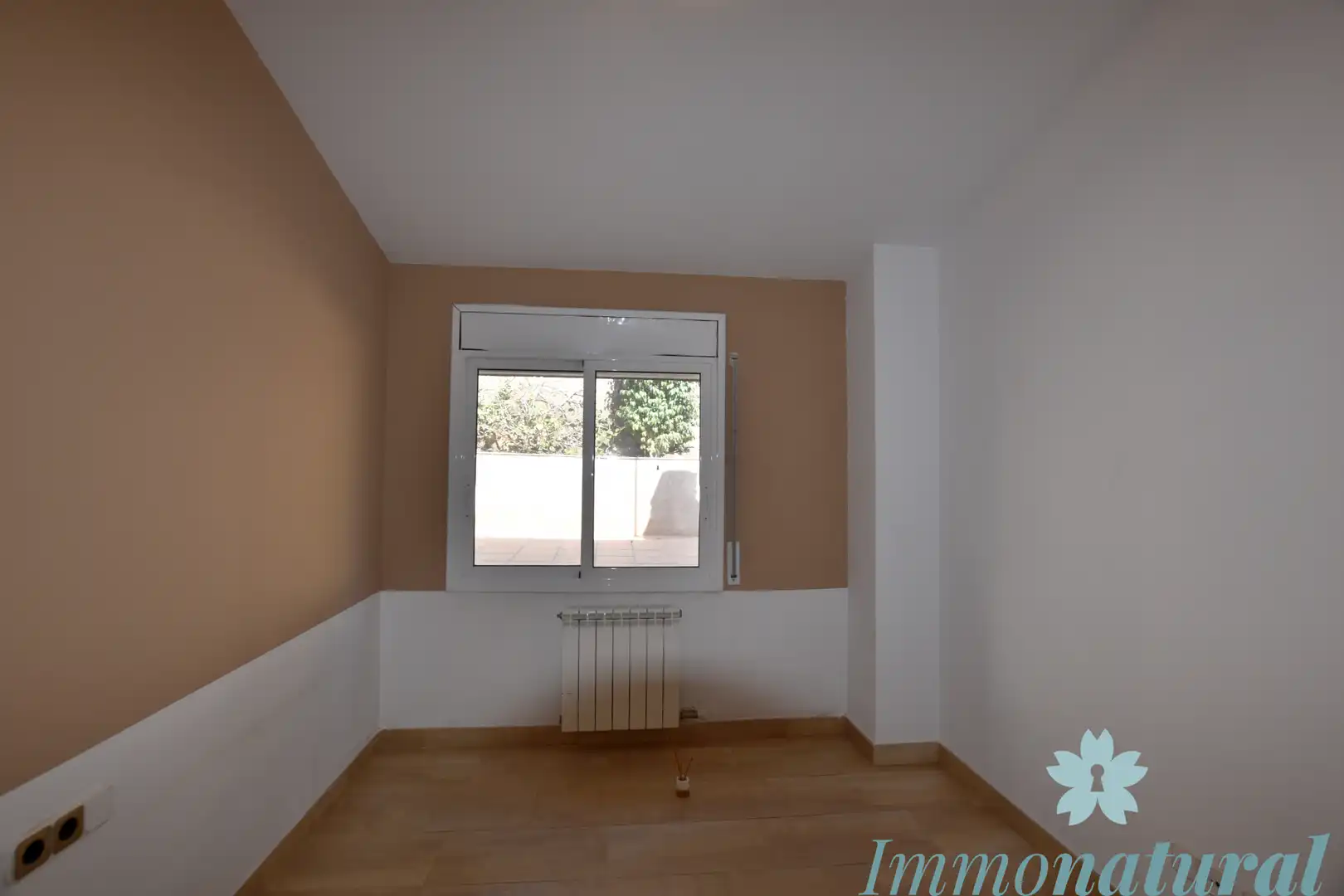 Bedroom of Houses for sale in Torrelles de Llobregat  with Heating, Terrace and Swimming Pool