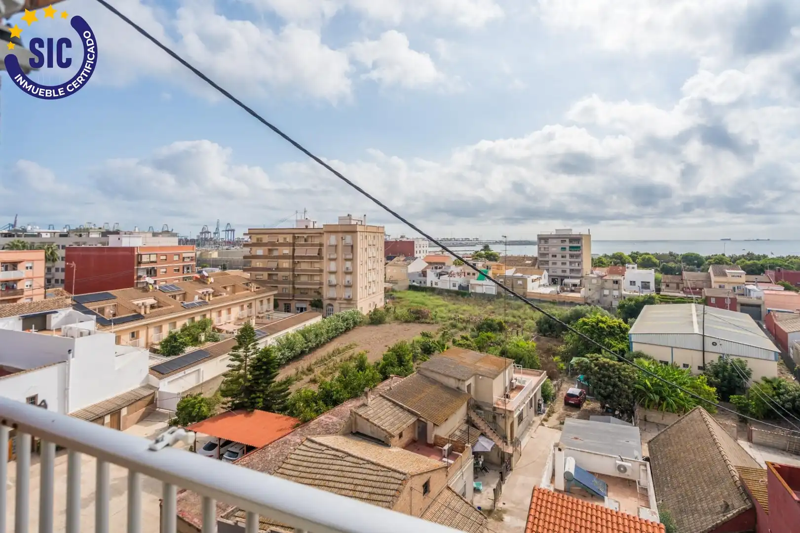 Vista exterior de Piso en venta en Valencia con Aire acondicionado, Calefacción y Parquet