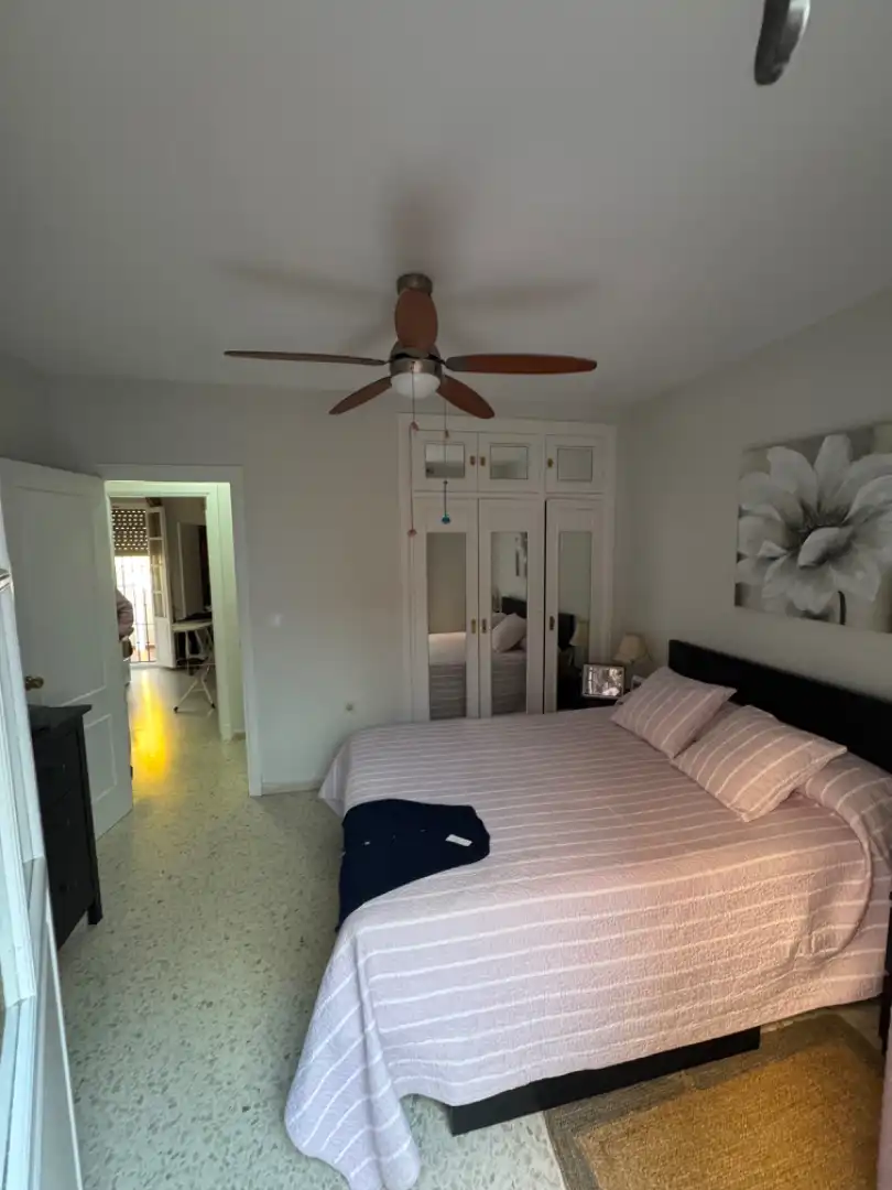 Habitación de Casa adosada en venta en Centro - Calzada - Cabo Noval