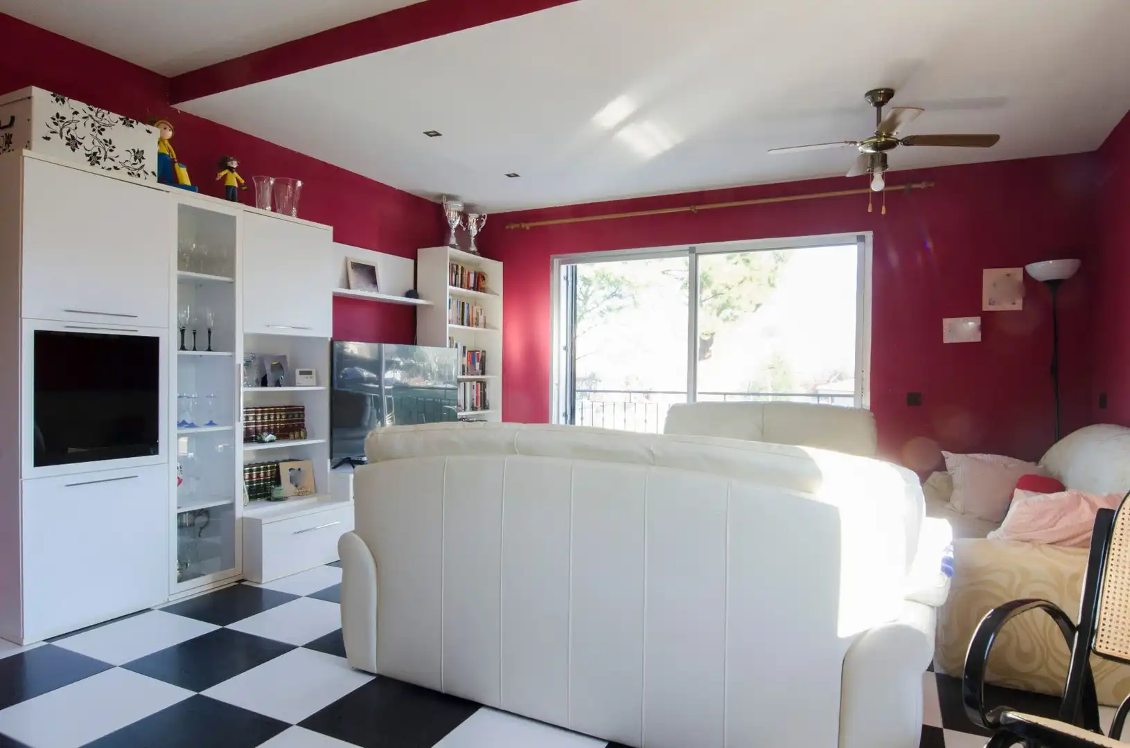 Sala d'estar de Casa o xalet en venda en Quijorna amb Calefacció, Jardí privat i Terrassa