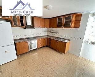 Kitchen of Flat to rent in Navarrés