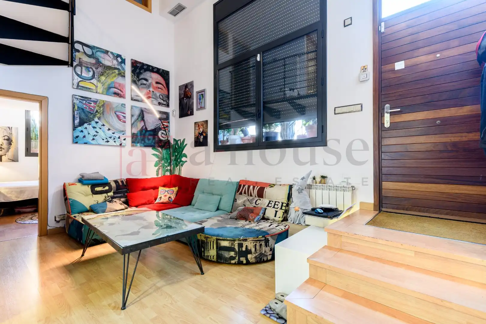 Sala d'estar de Dúplex en venda en  Barcelona Capital amb Aire condicionat, Calefacció i Parquet